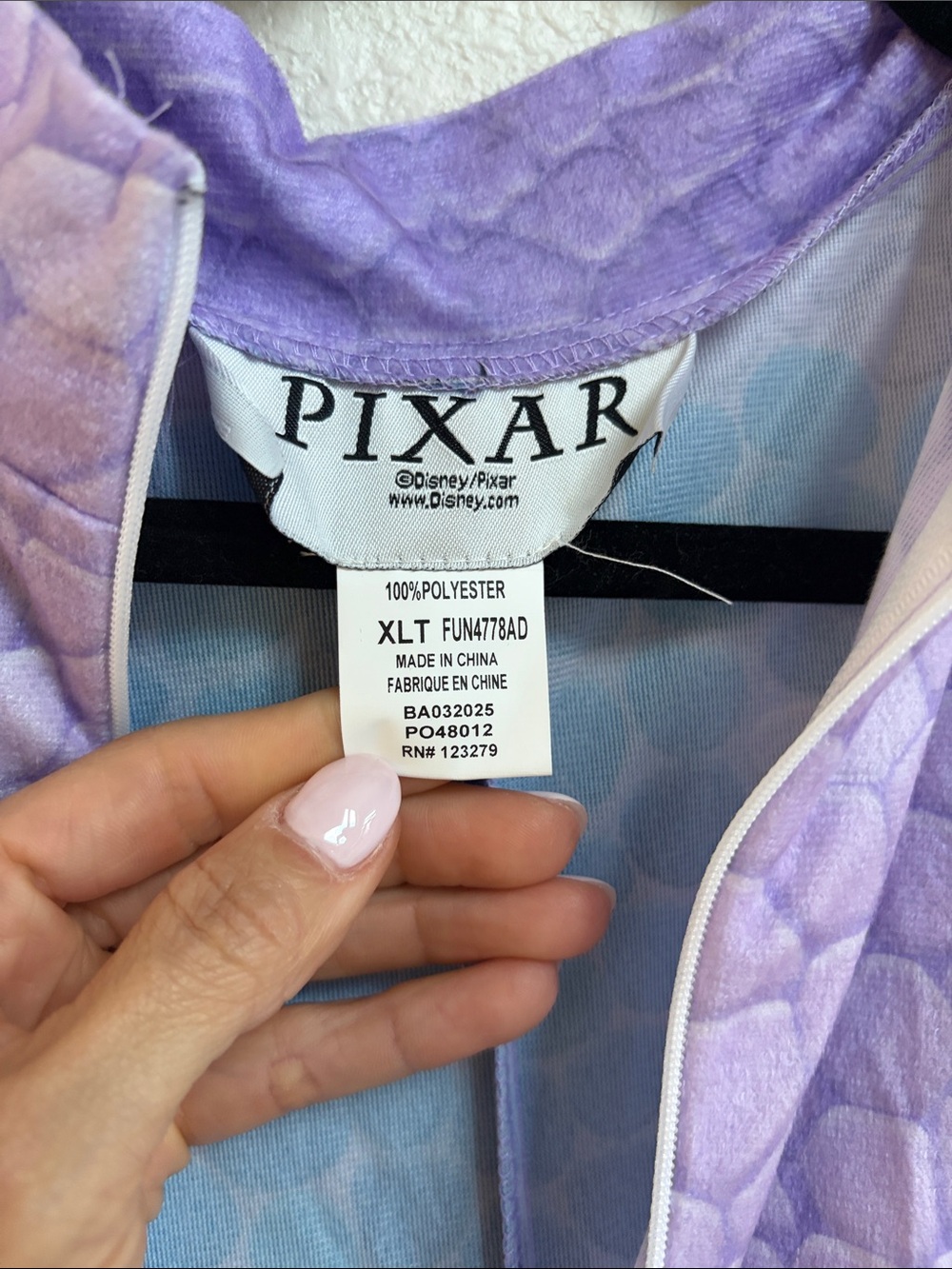 Disney and Pixar Monsters Inc Randall Costume (Men’s XL) 6ft tall and over - Picture 8 of 11